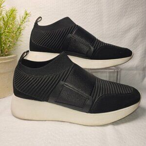 ANTONIO MELANI WOMENS SLIP ON KNIT SNEAKERS BLACK SIZE 8.5 EUC